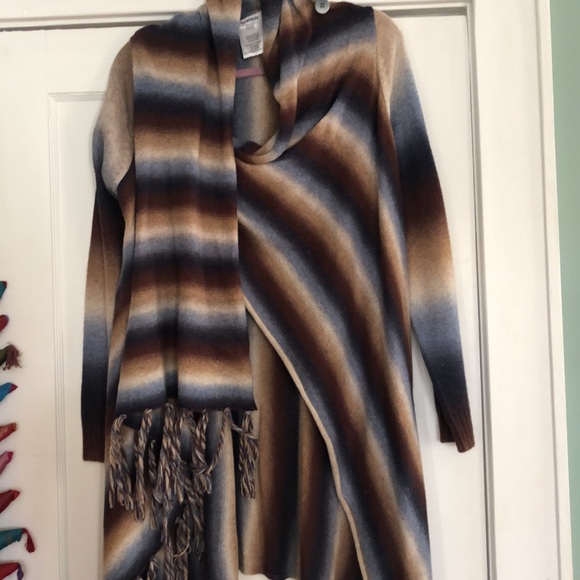 Violet ruby multi colored convertible cardigan - Picture 4 of 5